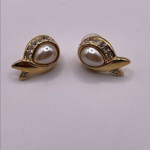 Nolan Miller gorgeous earrings